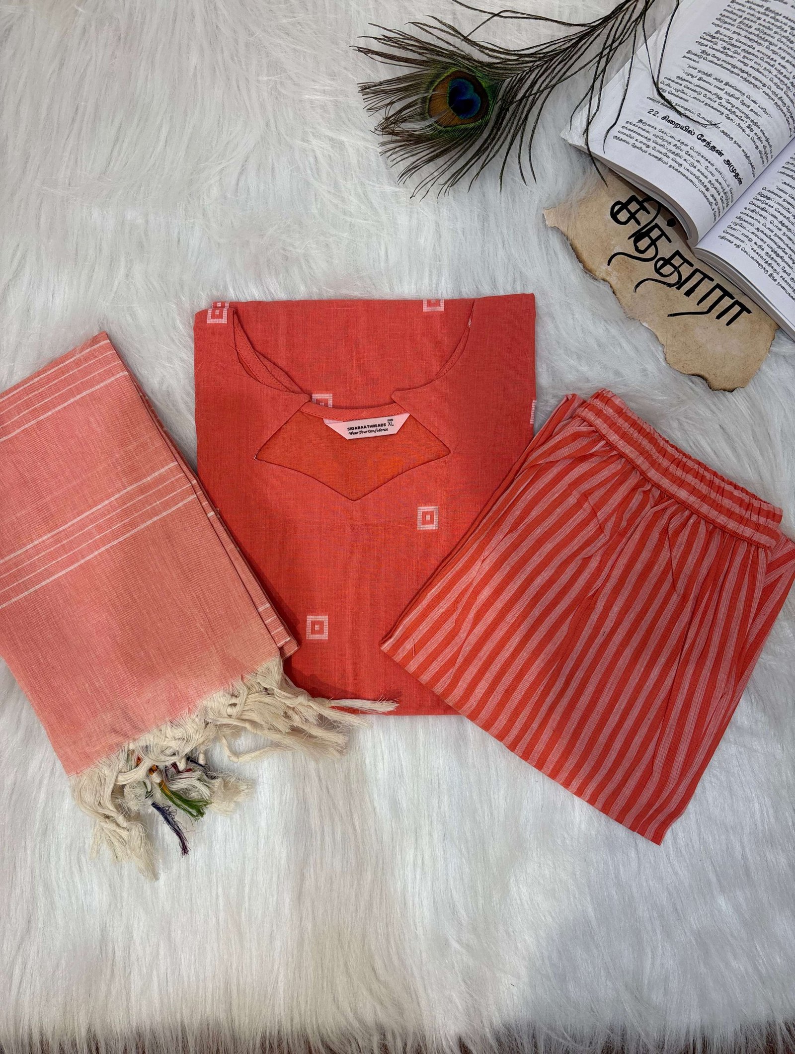 Handloom Square Pink